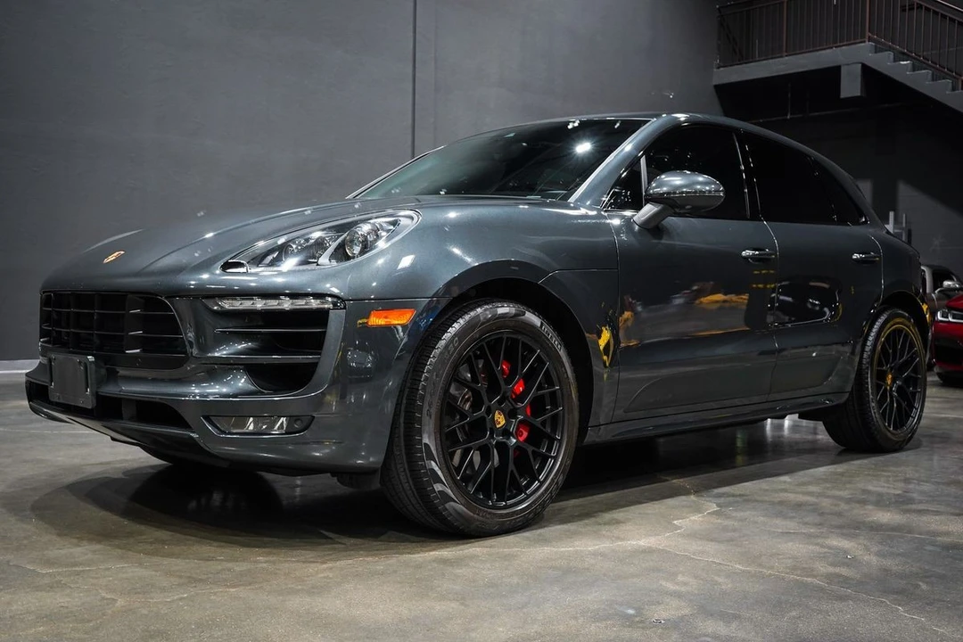 2018 Porsche Macan GTS - Image 10 of 21