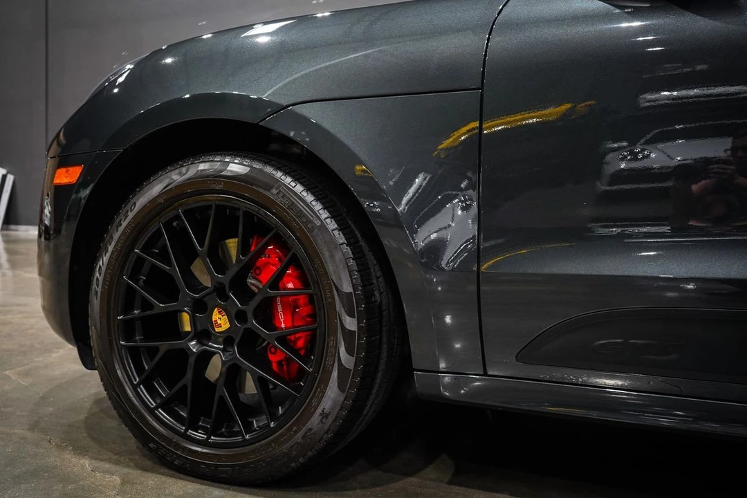 2018 Porsche Macan GTS - Image 18 of 21
