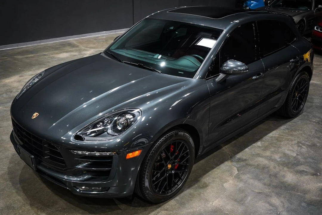 2018 Porsche Macan GTS - Image 14 of 21