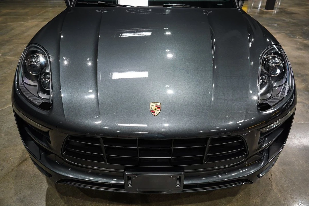 2018 Porsche Macan GTS - Image 9 of 21