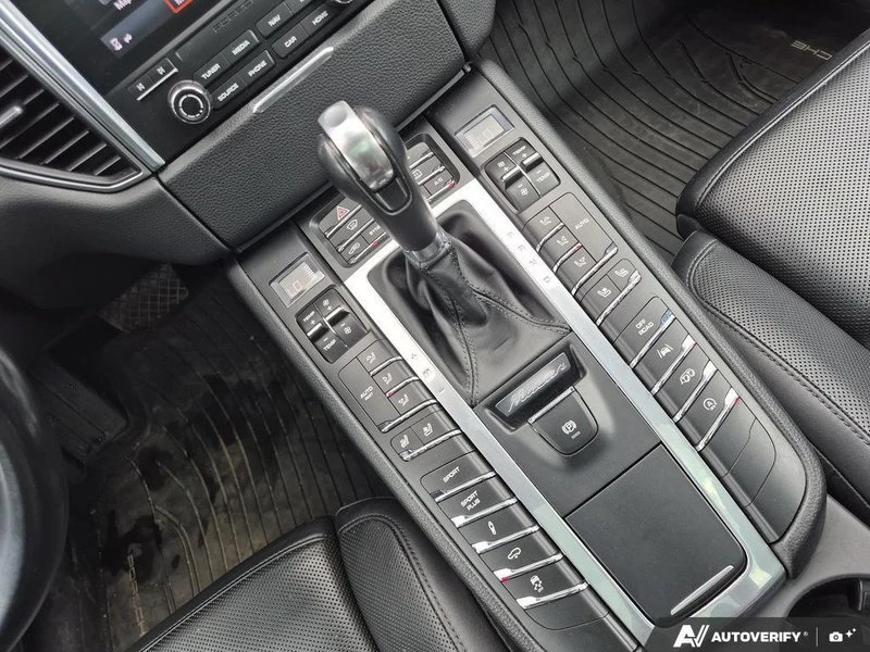 2018 Porsche Macan GTS - Image 11 of 17