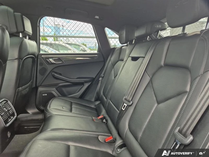 2018 Porsche Macan GTS - Image 15 of 17