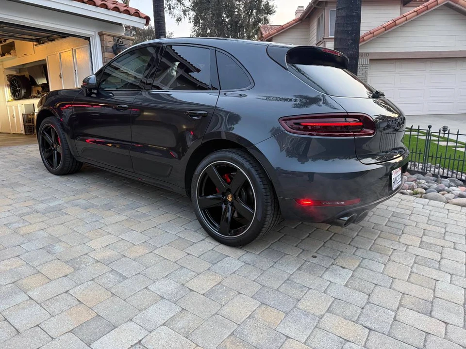 2018 Porsche Macan GTS - Image 13 of 20