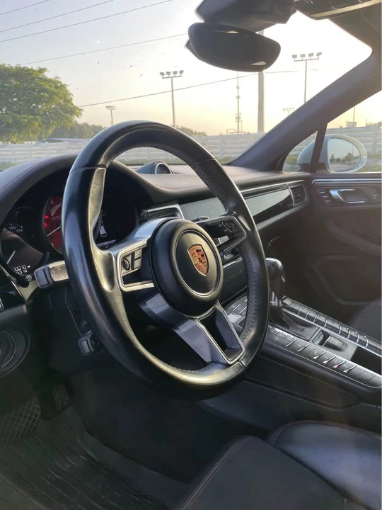 2018 Porsche Macan GTS - Image 10 of 16