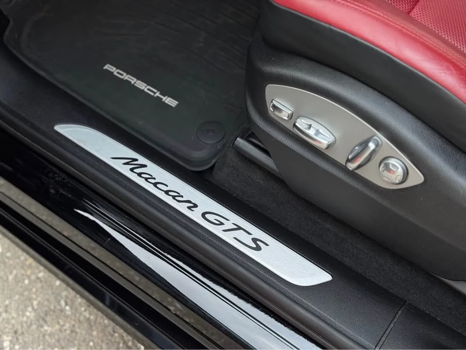 2018 Porsche Macan GTS - Image 13 of 20