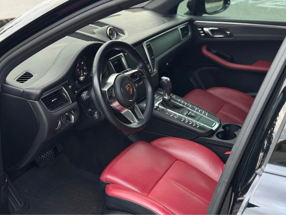 2018 Porsche Macan GTS - Image 9 of 20