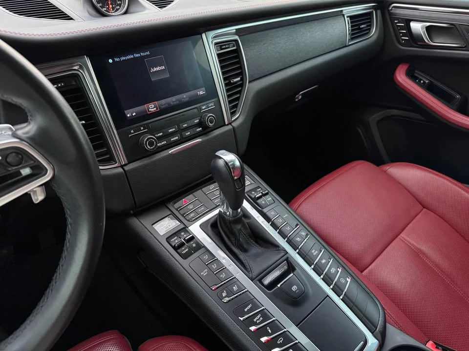 2018 Porsche Macan GTS - Image 12 of 20