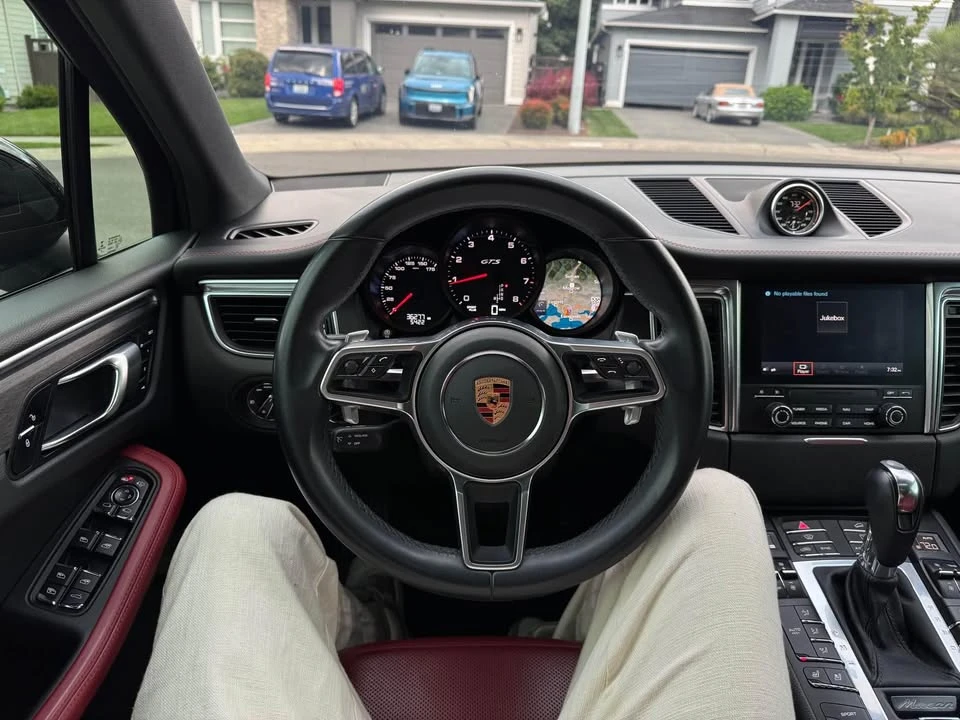 2018 Porsche Macan GTS - Image 10 of 20