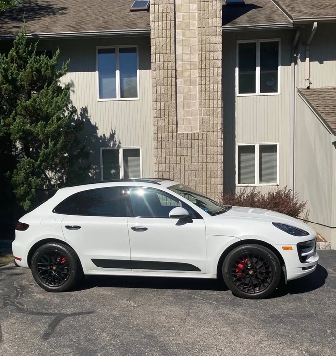 2018 Porsche Macan GTS - Image 2 of 5