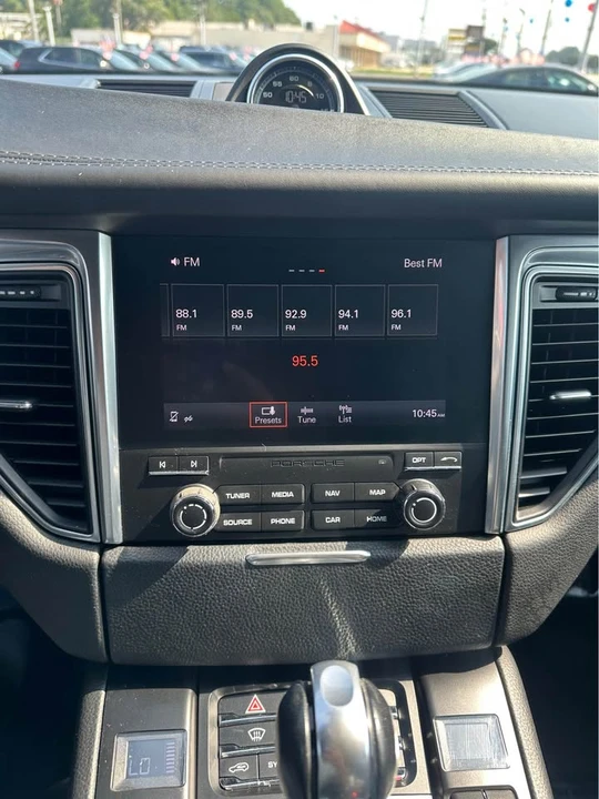 2018 Porsche Macan GTS - Image 11 of 15