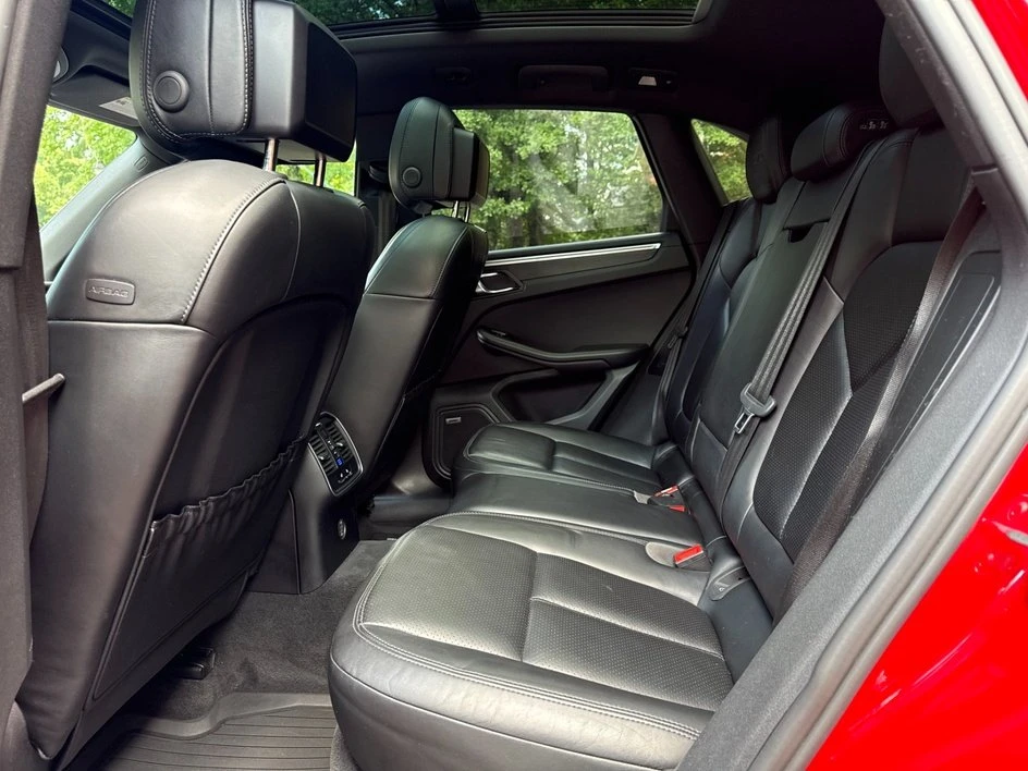 2018 Porsche Macan GTS - Image 8 of 20