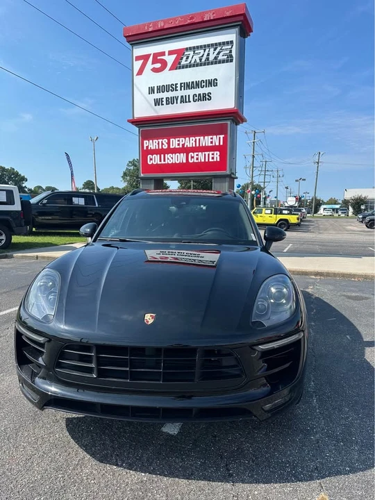 2018 Porsche Macan GTS - Image 2 of 15