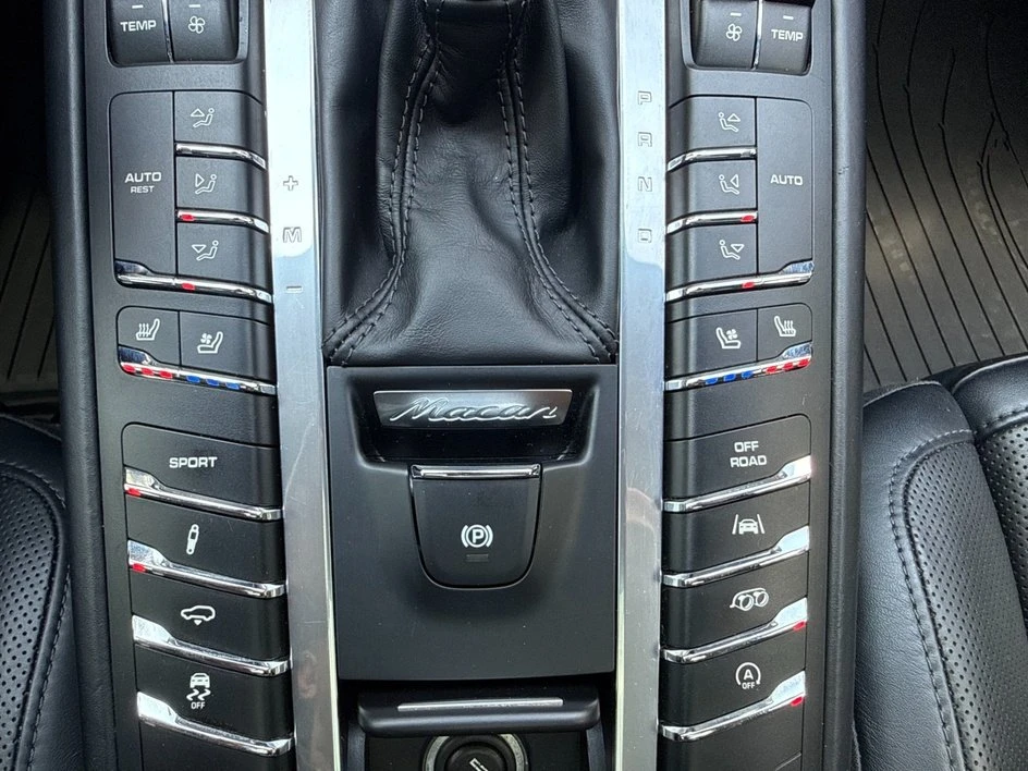 2018 Porsche Macan GTS - Image 18 of 20