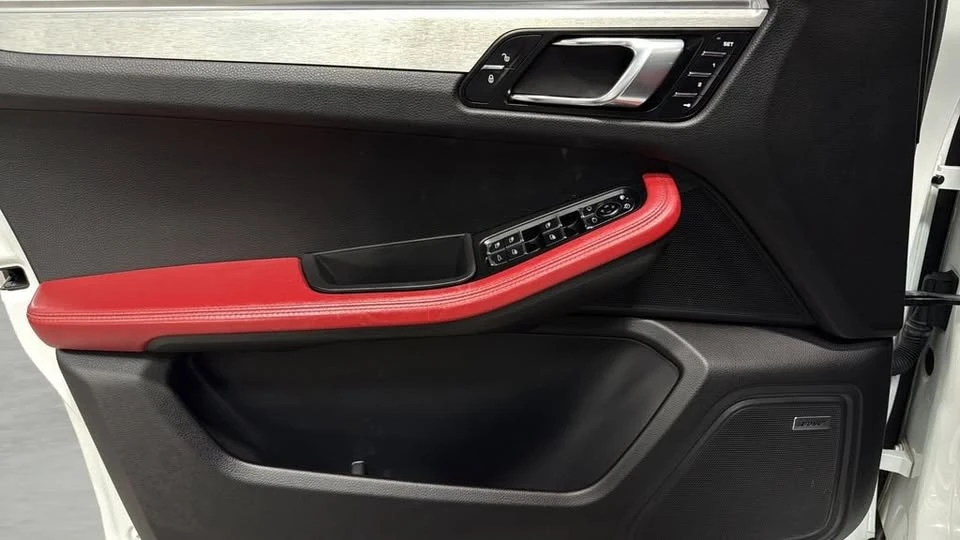 2018 Porsche Macan GTS - Image 19 of 20