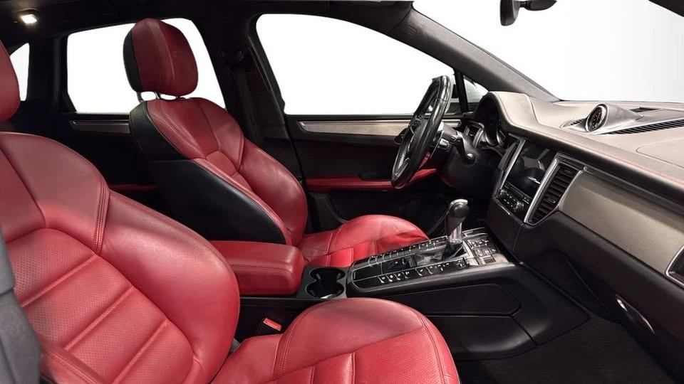 2018 Porsche Macan GTS - Image 12 of 20