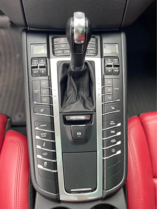2018 Porsche Macan GTS - Image 20 of 20
