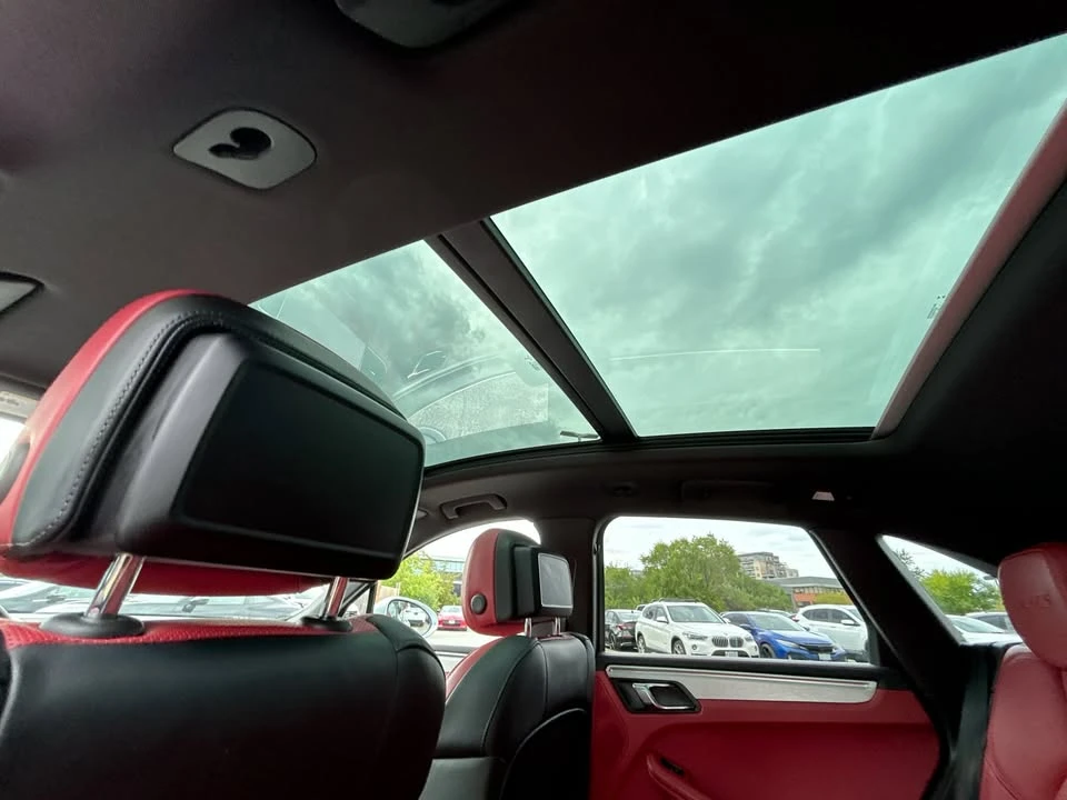 2018 Porsche Macan GTS - Image 4 of 16
