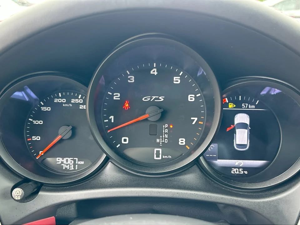 2018 Porsche Macan GTS - Image 11 of 16