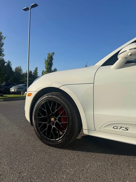 2018 Porsche Macan GTS - Image 5 of 12