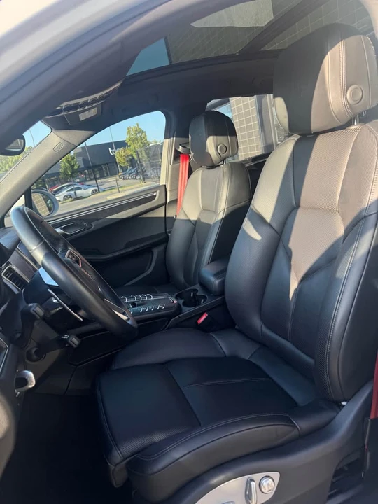2018 Porsche Macan GTS - Image 7 of 12