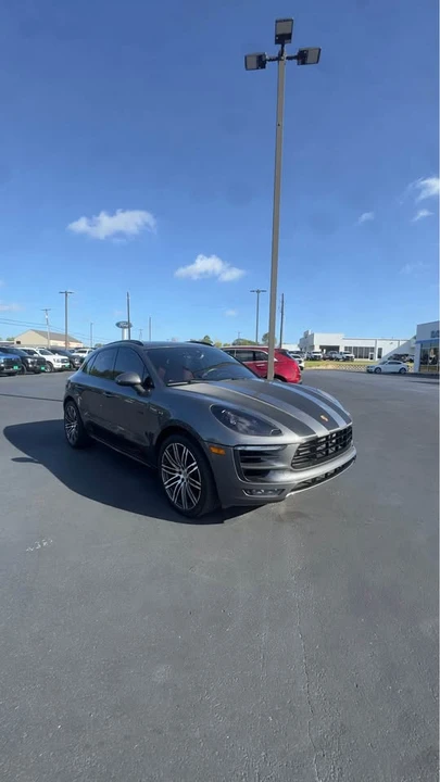 2018 Porsche Macan GTS - Image 2 of 5
