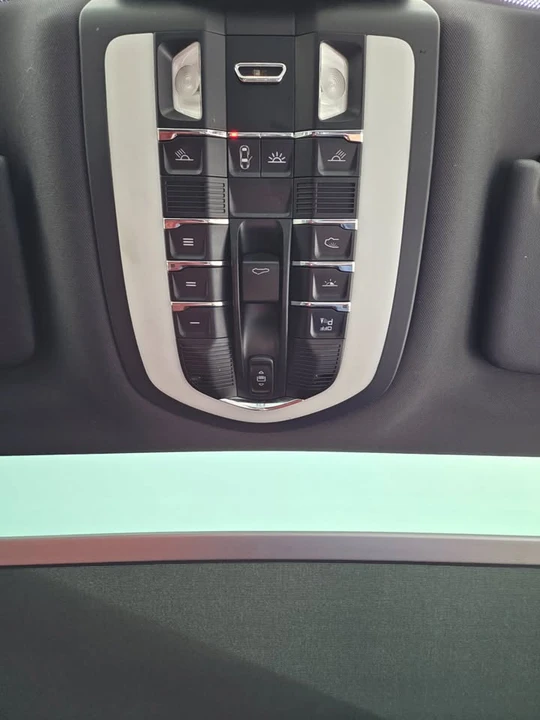 2018 Porsche Macan GTS - Image 17 of 17
