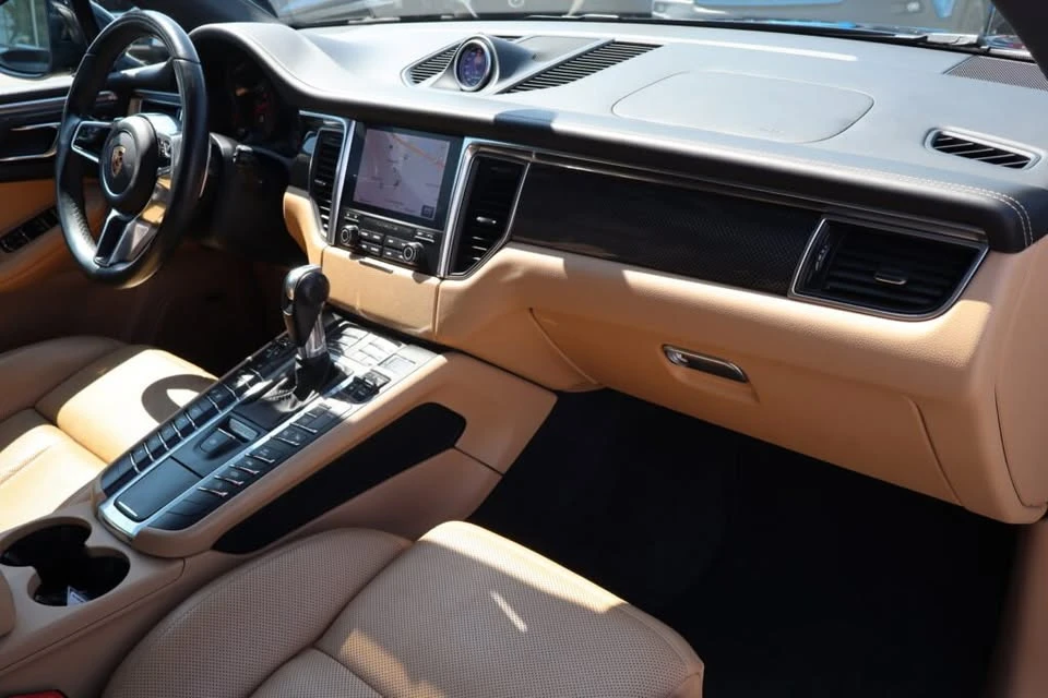 2018 Porsche Macan GTS - Image 13 of 20