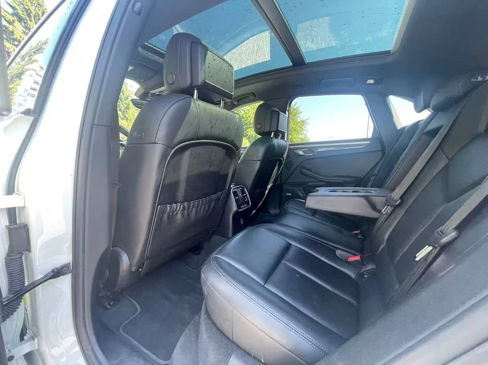 2018 Porsche Macan GTS - Image 13 of 20
