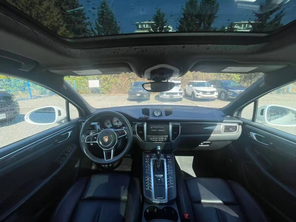 2018 Porsche Macan GTS - Image 11 of 20