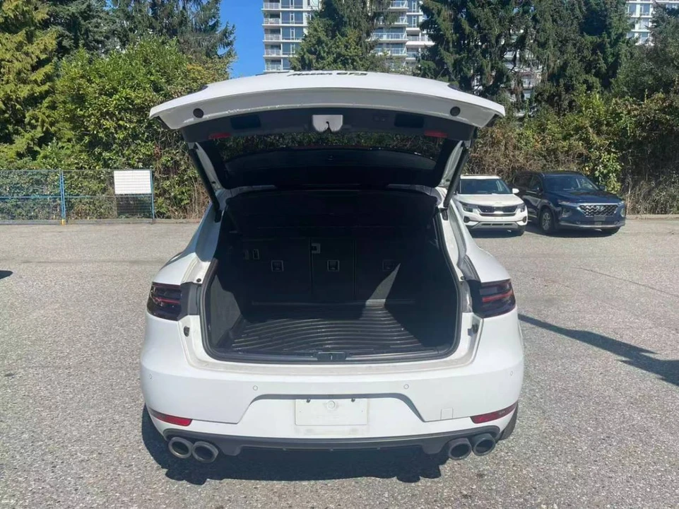2018 Porsche Macan GTS - Image 8 of 20