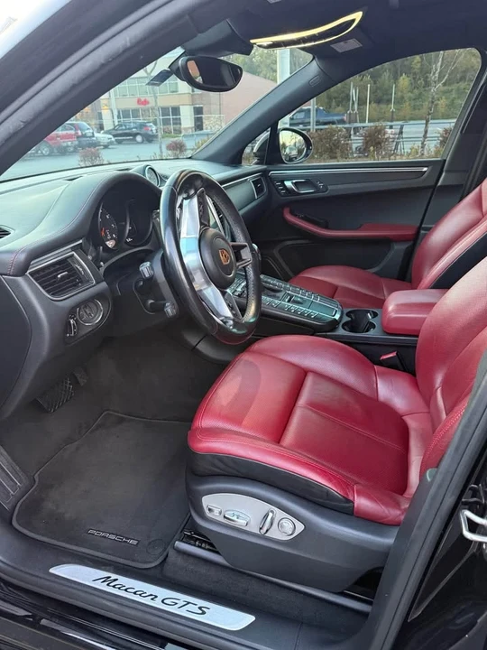 2018 Porsche Macan GTS - Image 7 of 12