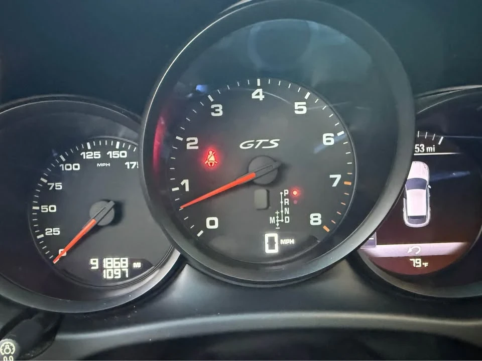 2018 Porsche Macan GTS - Image 10 of 12