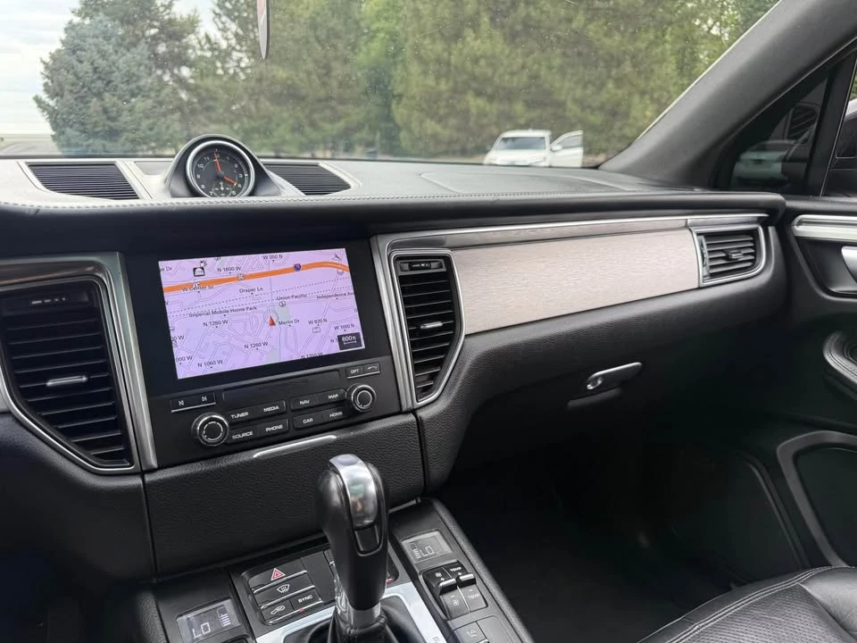 2018 Porsche Macan GTS - Image 9 of 9