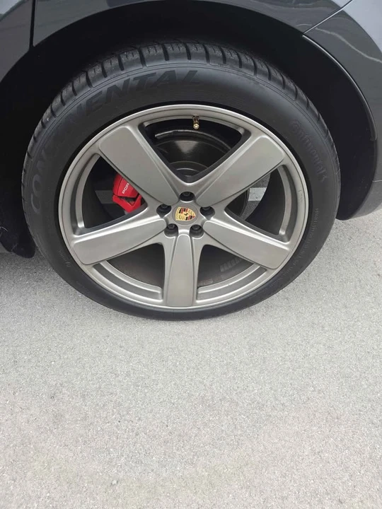 2018 Porsche Macan GTS - Image 17 of 19