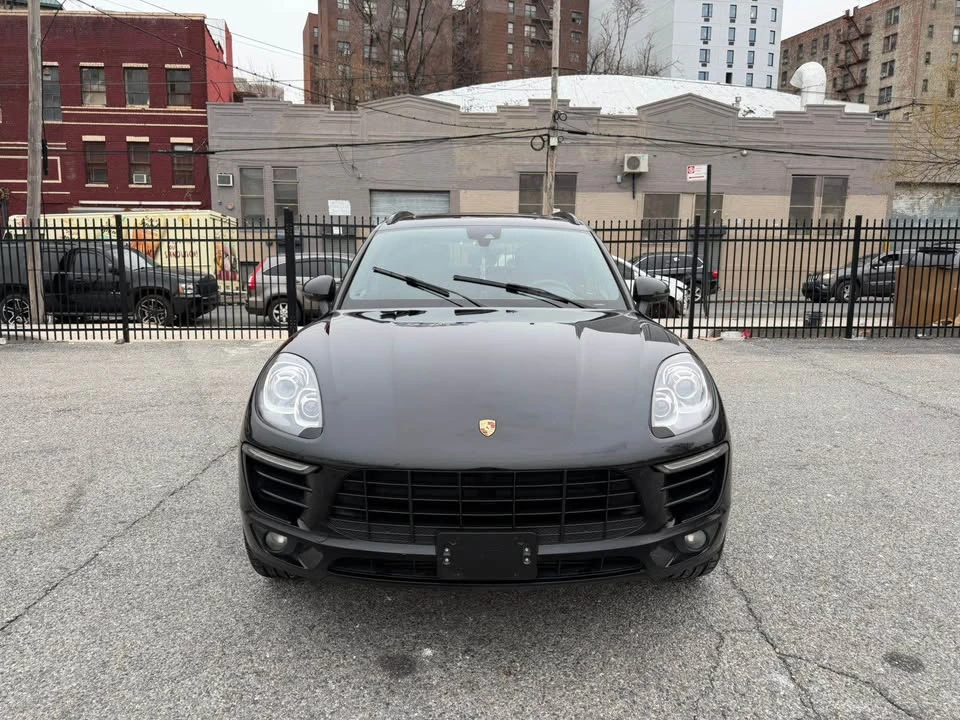 2018 Porsche Macan GTS - Image 2 of 9