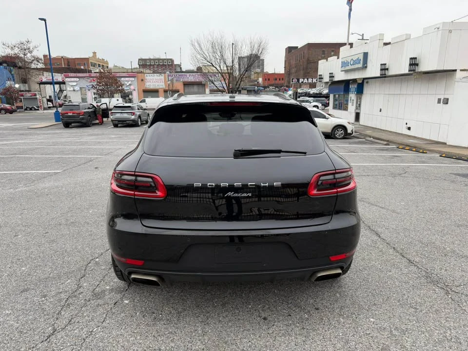 2018 Porsche Macan GTS - Image 6 of 9