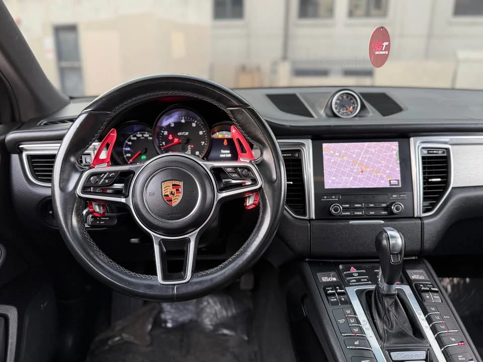 2018 Porsche Macan GTS - Image 13 of 17