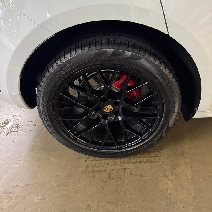 2018 Porsche Macan GTS - Image 18 of 19