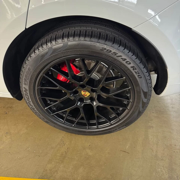 2018 Porsche Macan GTS - Image 15 of 19