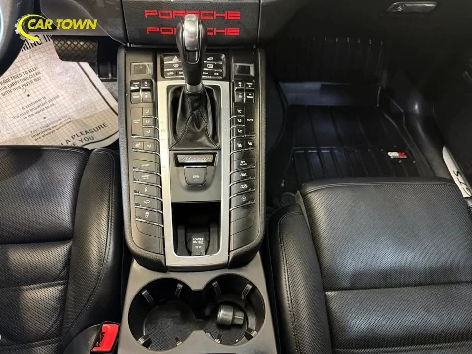 2018 Porsche Macan GTS - Image 10 of 20