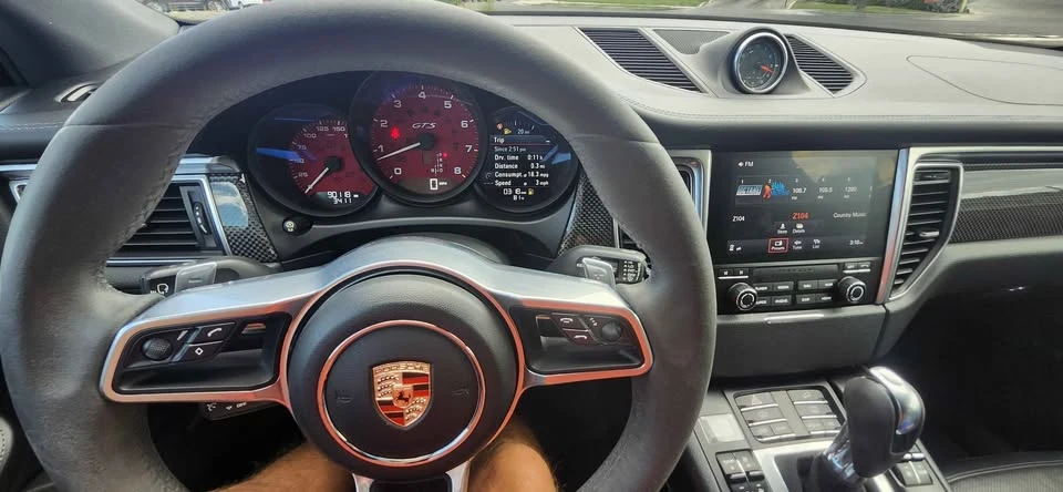 2018 Porsche Macan GTS - Image 16 of 19