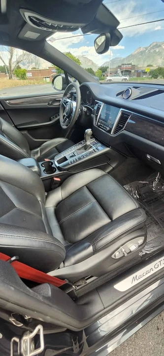 2018 Porsche Macan GTS - Image 14 of 19