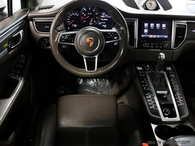 2018 Porsche Macan GTS - Image 16 of 31