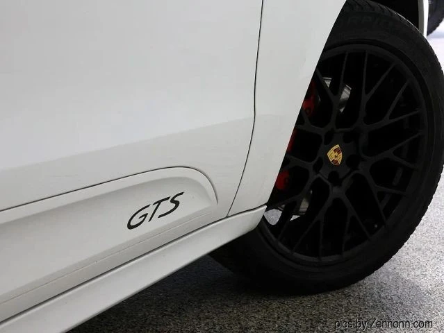 2018 Porsche Macan GTS - Image 10 of 31