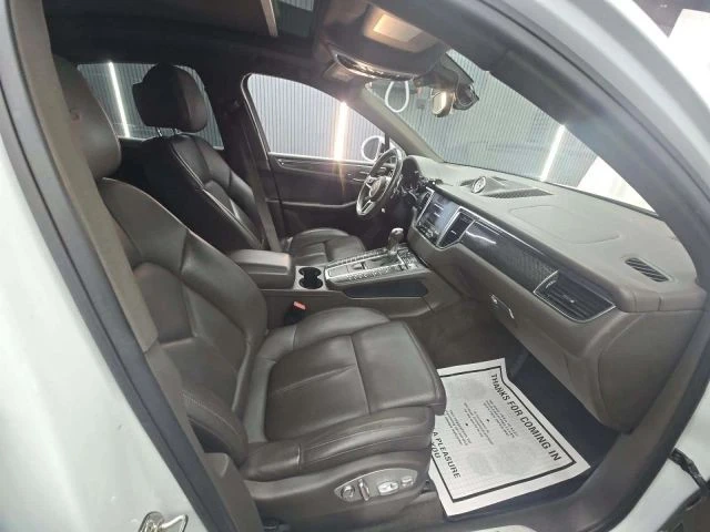 2018 Porsche - Image 6 of 9