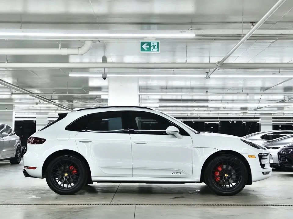2018 Porsche Macan GTS - Image 2 of 5