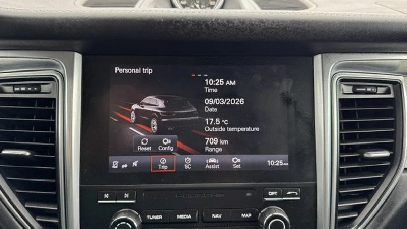 2018 Porsche Macan GTS - Image 9 of 20