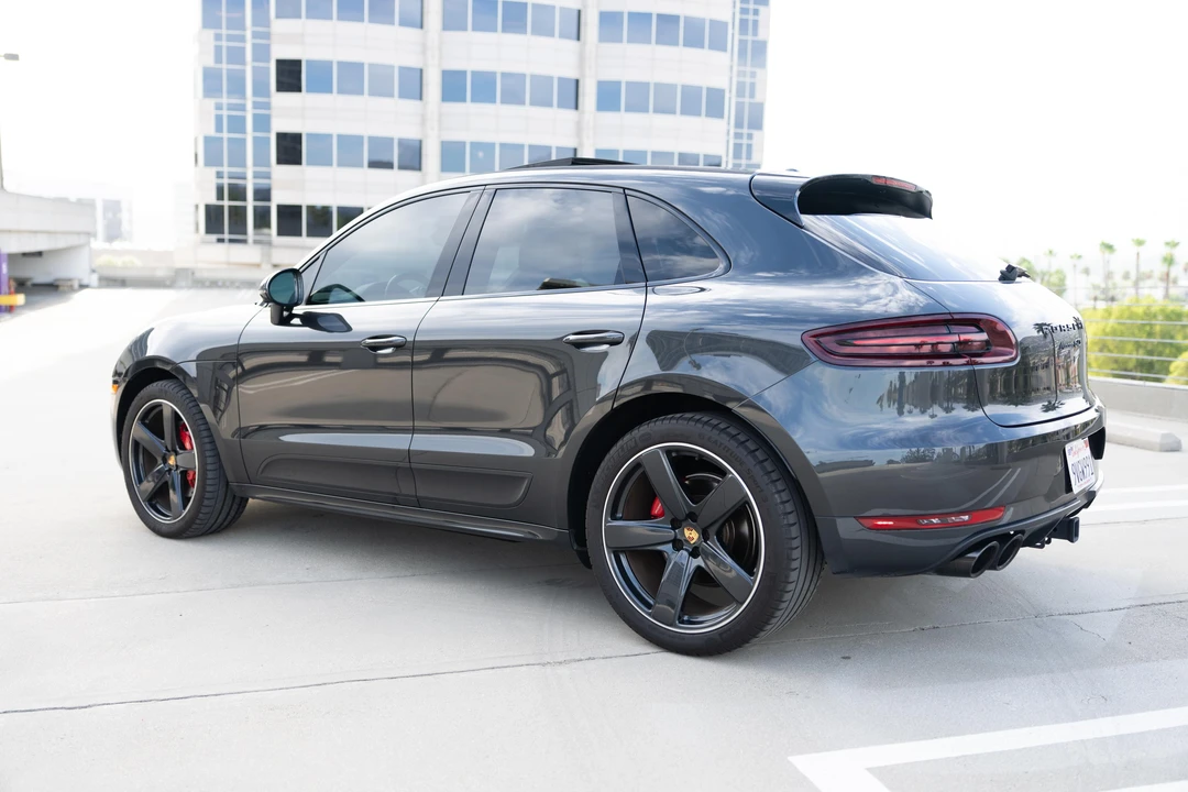 2018 Porsche Macan GTS - Image 15 of 31