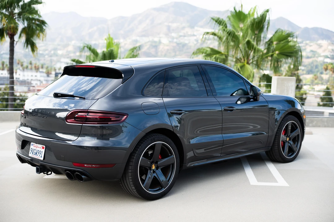 2018 Porsche Macan GTS - Image 29 of 31