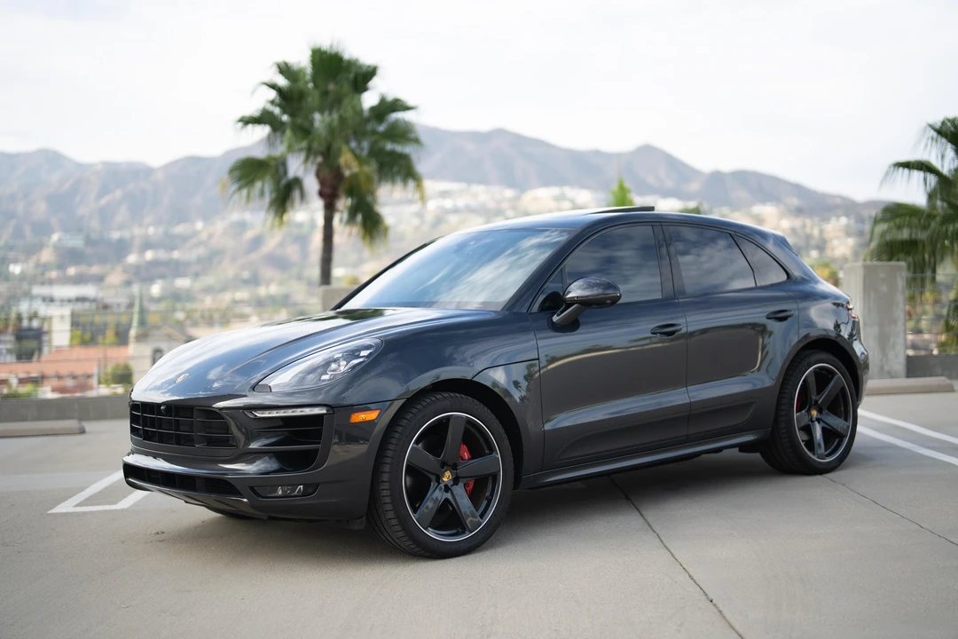 2018 Porsche Macan GTS - Image 10 of 31